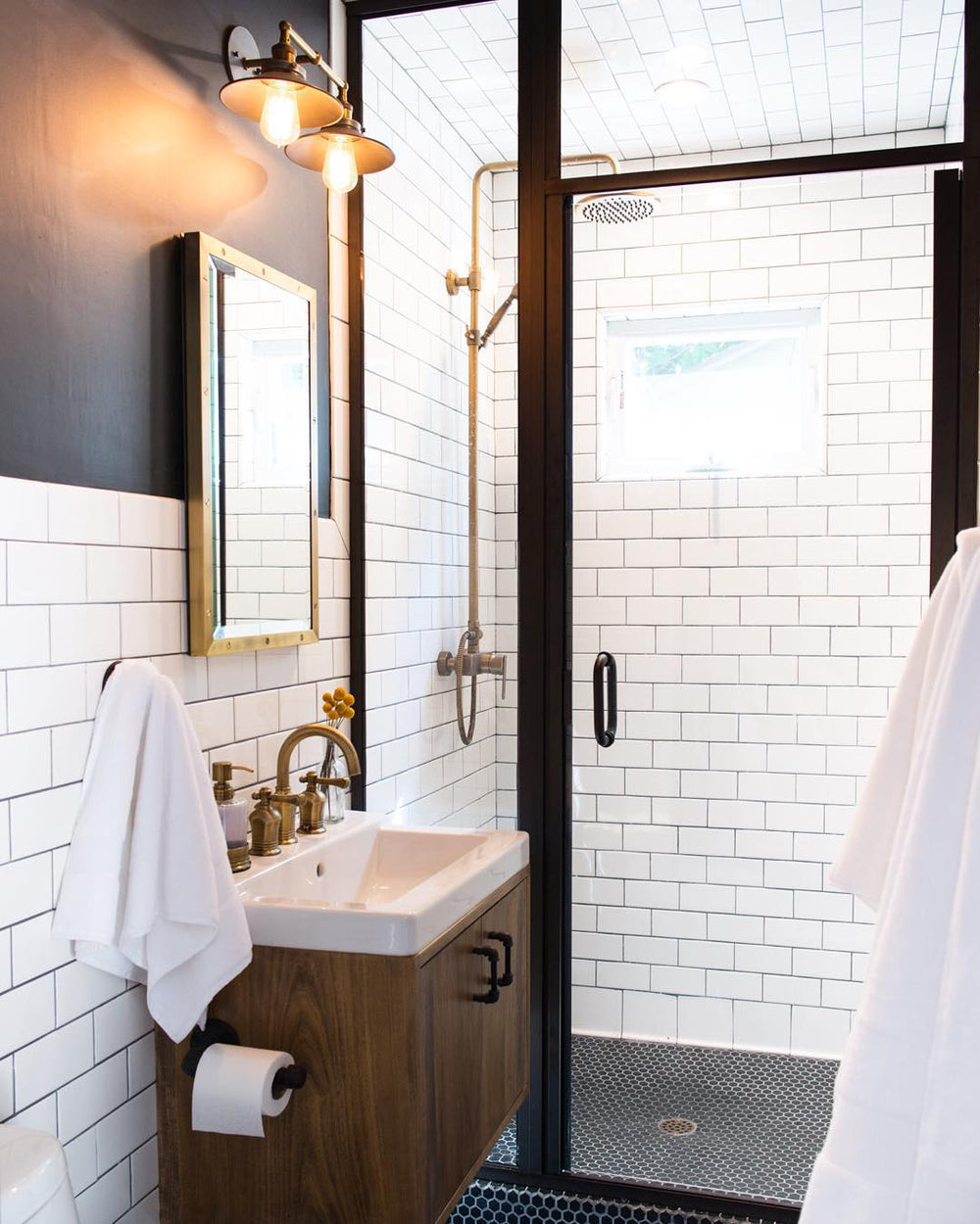 Domino Magazine Studio Life.Style Bathroom